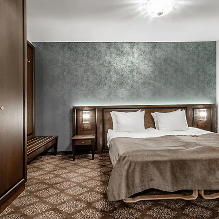 Otel Gradiali Wellness And Palanga