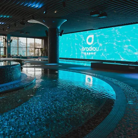 Otel Gradiali Wellness And Palanga