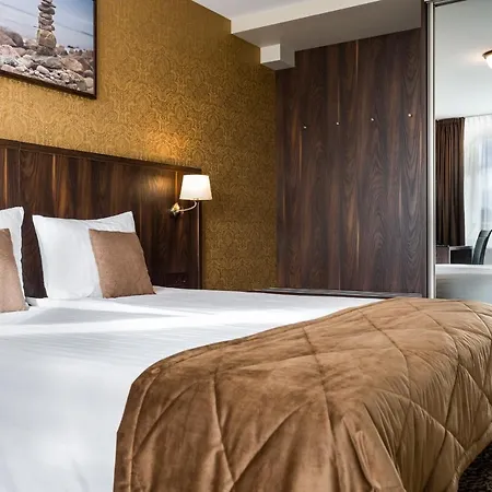 Otel Gradiali Wellness And Palanga