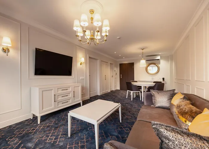 فندق Gradiali Wellness And بالانغا